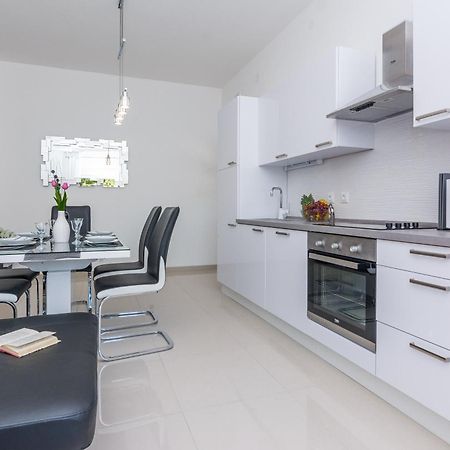 Apartments Marko Sukošan Dış mekan fotoğraf