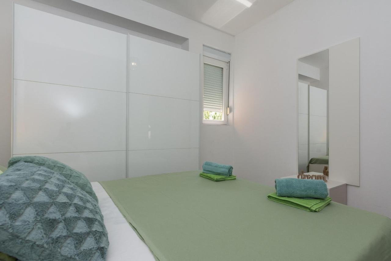 Apartments Marko Sukošan Dış mekan fotoğraf
