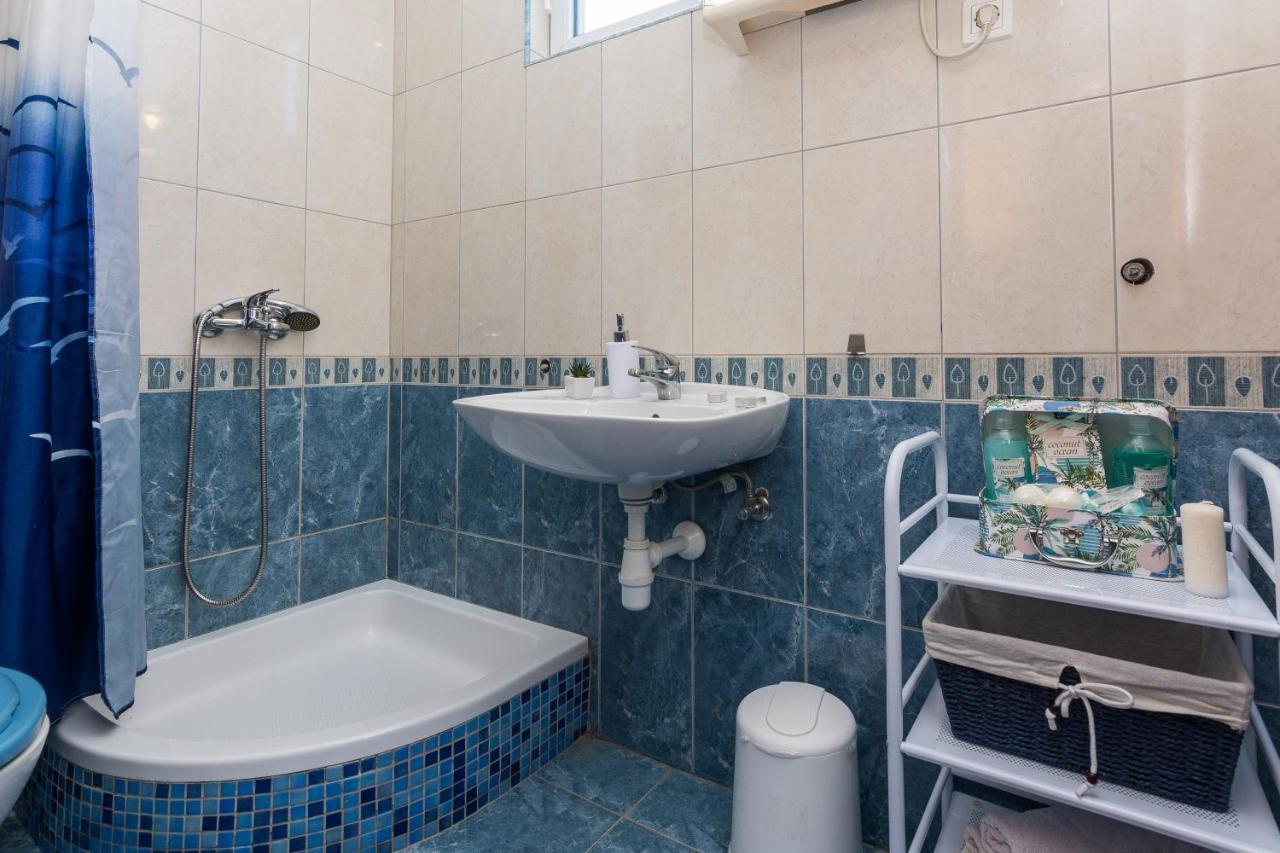 Apartments Marko Sukošan Dış mekan fotoğraf